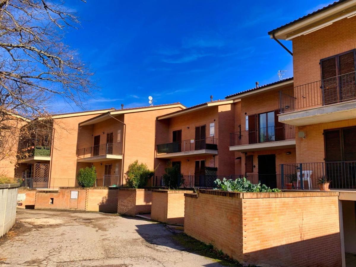La Casa Di Lory Apartment Sarnano Exterior foto